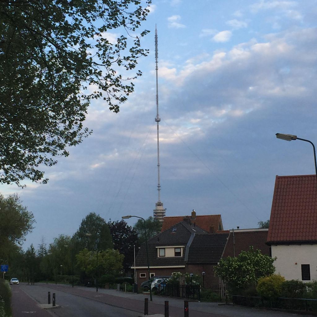 IJsselsteinBlog's tweet image. Zie je de toren al? thuisinijsselstein.wordpress.com/2017/08/13/zie…