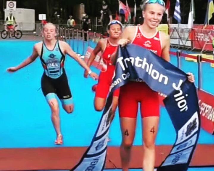 En op zondag onze girlpower met <a href="/Kiara_Lenaertz/">Kiara Lenaertz</a> en <a href="/hanne_peeters01/">Hanne Peeters</a> op plaats 2 (!) en 8 in ETU junior cup in Riga (LV)! Opnieuw heel sterk
