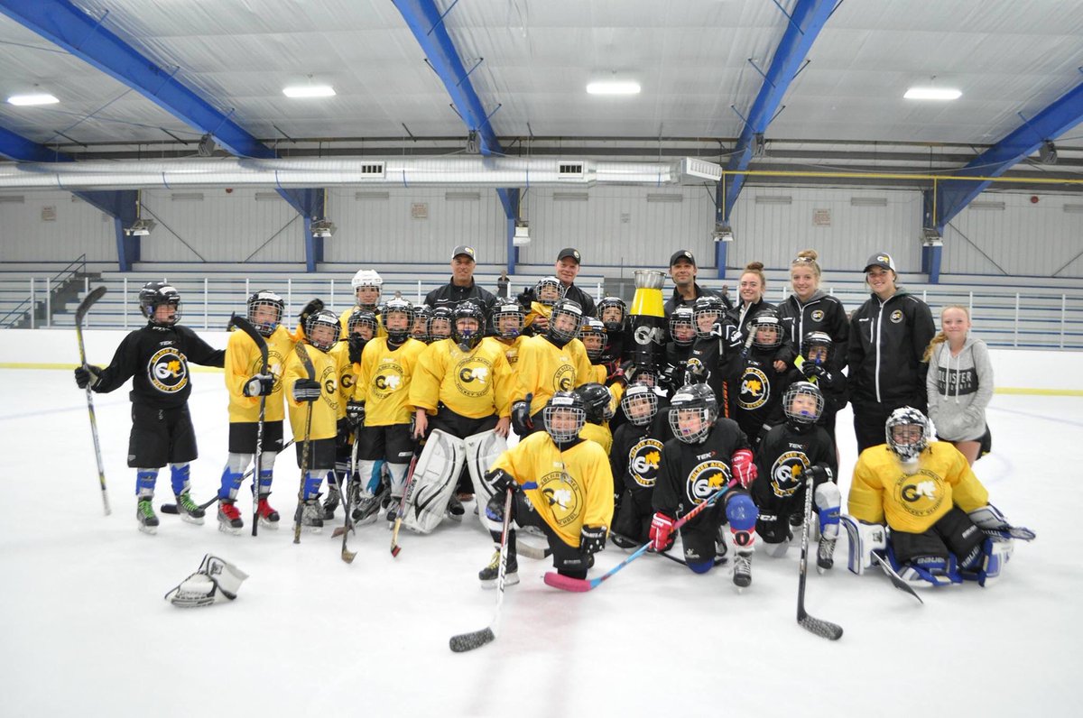 GoldenAcresHS's tweet photo. Last day of camp check out the final games https://t.co/hh4NsX40wv #hockeycamp #hockey https://t.co/t1RoPVMcxO