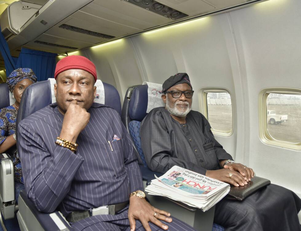 EkimogunTV's tweet photo. Today @RotimiAkeredolu officially launched the Lagos - Akure - Lagos route serviced by @flyairpeace. #OndoDevelopment @OndoInformation https://t.co/mgZ9XjFCU5