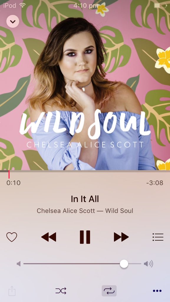 ScissorSyndrome's tweet image. #FaveLyricsFromAFaveSong 

'In It All' by @_chelseasings 

'I found music in the chaos'