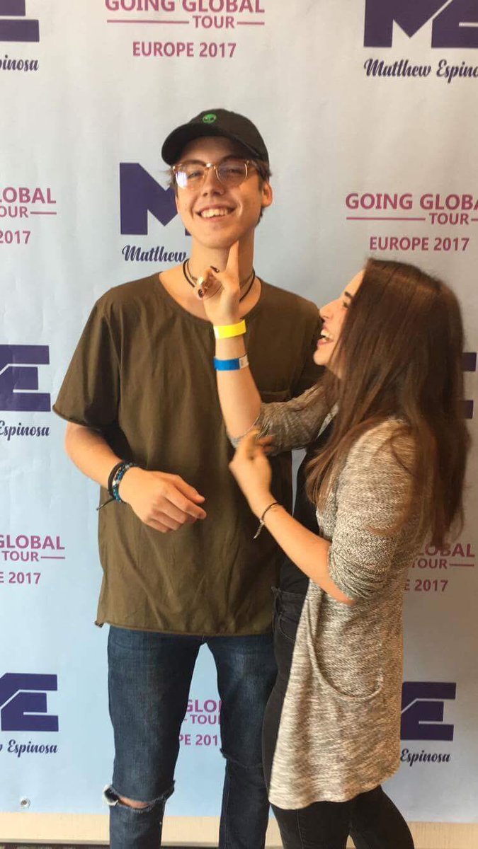 luvmymatty_'s tweet image. DOTKNĘŁAM SZCZĘKI MATTA KURWA MAC