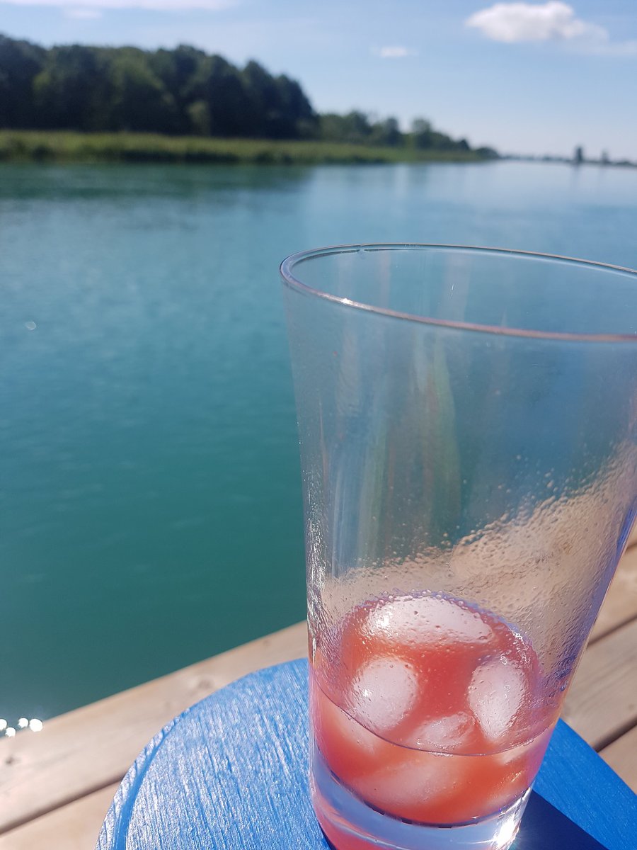 GregCKL's tweet photo. #CaesarSundays in @Wallaceburg ON Canada.
#ckont https://t.co/k5JWyBzoGz