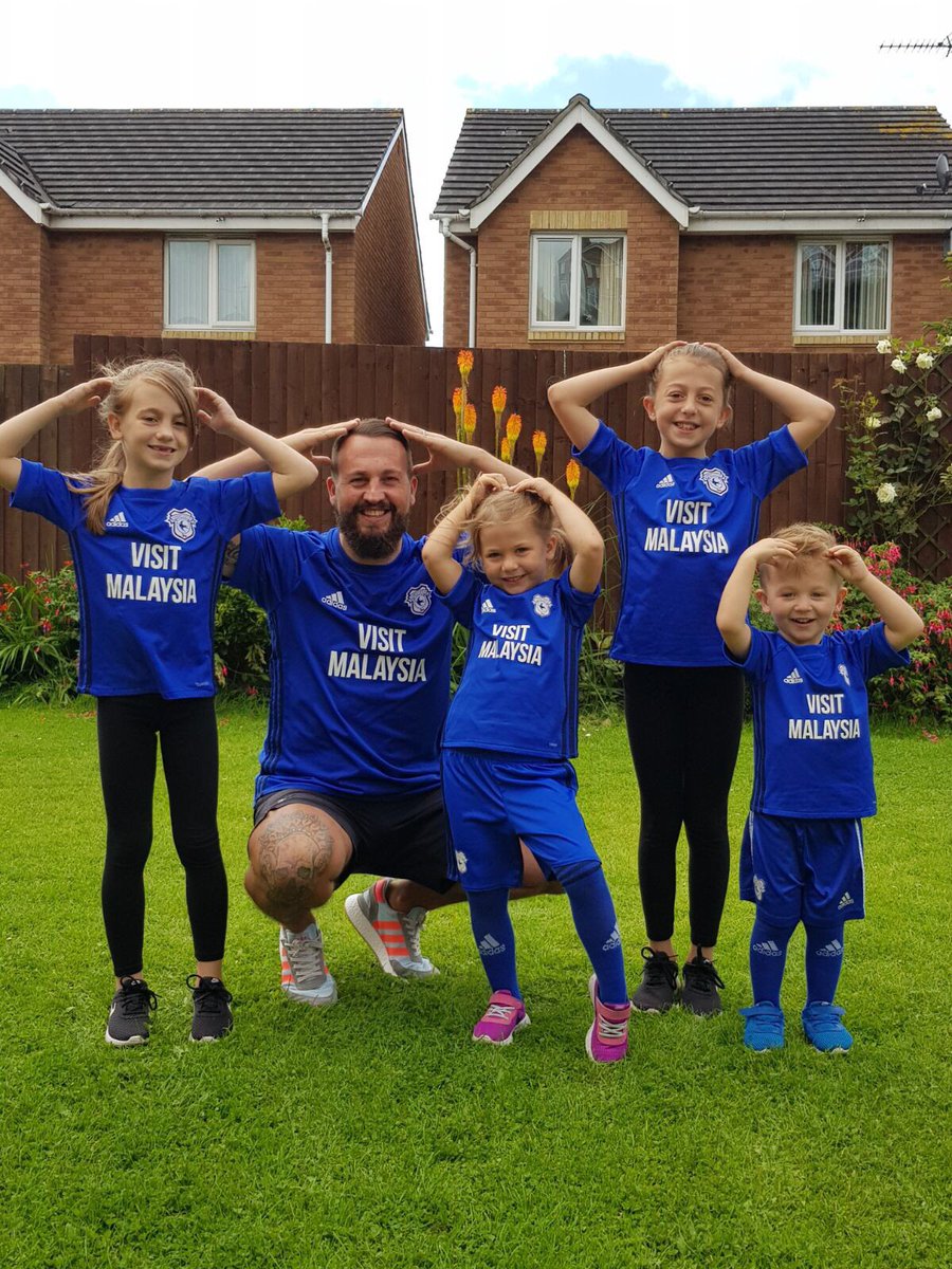 bouch1982's tweet photo. @CardiffCityFC #CityAsOne https://t.co/8AS3cAnfnU
