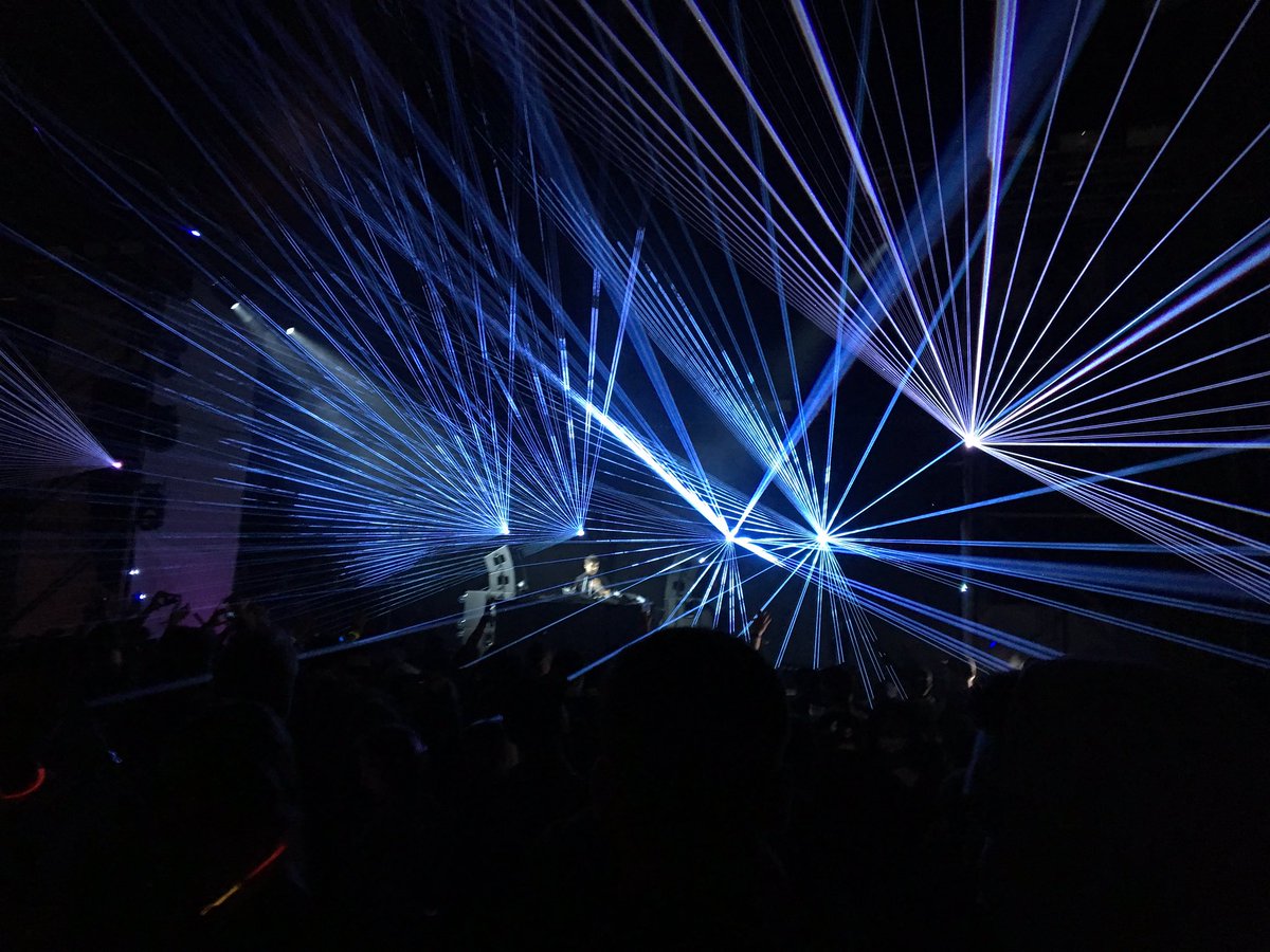 DjCyTeXX's tweet photo. #utopiaisland What a nice party. See you next year. https://t.co/hHapEJOYg7
