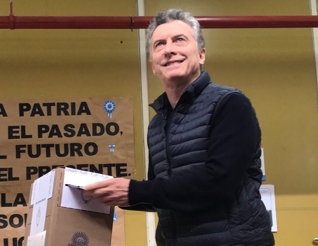Votando
