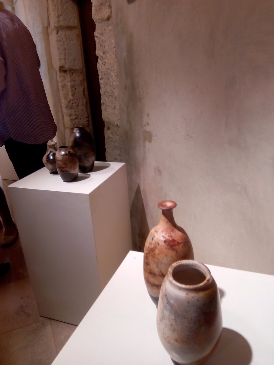 Ajunt_Salomo's tweet photo. #Exposició #ceràmica d'en Xavier Bienvenido a #CalCadernal Obert avui i el 18 i 19/8 des les 18 a les 20h. #Salomó #art #festesagost17 https://t.co/1PjZhJa0NY