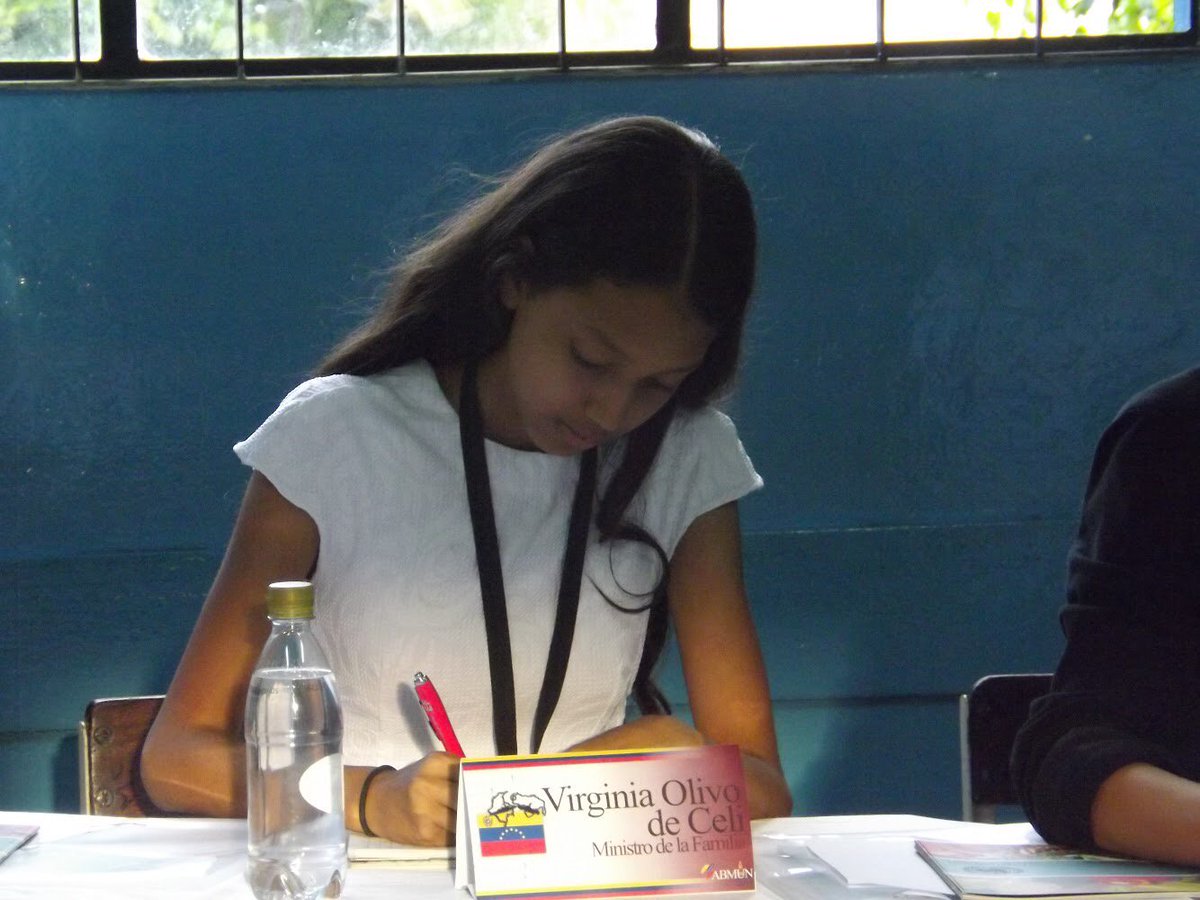 EmbComunitarios's tweet image. Embajadores Comunitarios busca generar igualdad de oportunidades para todos los jóvenes venezolanos