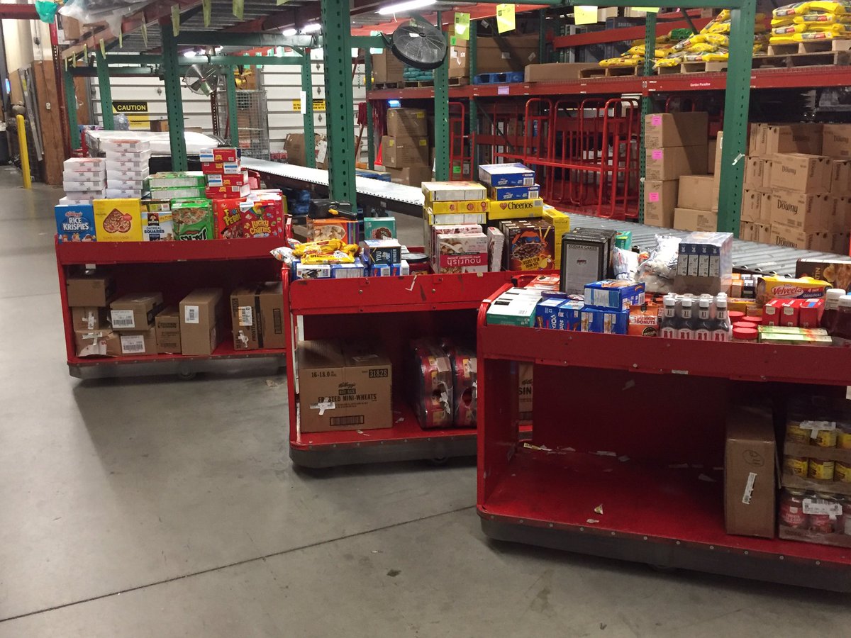 #Grocery1-2-WHAT. Rollin out the weekend like #full. #WeAre111 #D138carts4cash <a href="/rickd0055/">Rick Dengelegi</a> <a href="/Katemard1/">Kate</a> #depthtofill