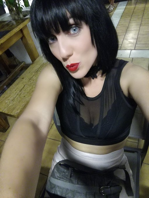 💞💋 Des gros bisous mes ch&eacute;ris ! RT si tu sors avec moi dans cette tenue 💋💞 #RT #Sexy #Libertine #Capdagde<a href="/tag/sexy"class="tags"><span>#sexy</span></a><a href="/tag/rt"class="tags"><span>#rt</span></a><a href="/tag/libertine"class="tags"><span>#libertine</span></a><a href="/tag/capdagde"class="tags"><span>#capdagde</span></a>