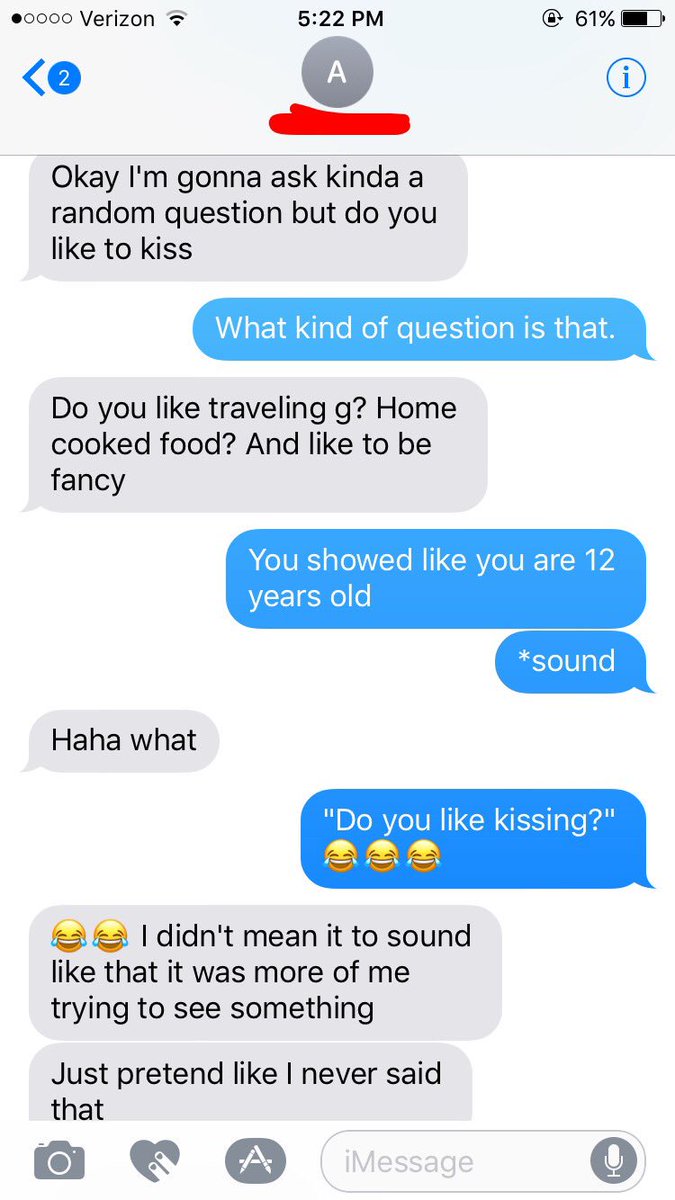 TMakeouts's tweet image. Frat boys &amp;amp; their pick up lines.  🙅🏽‍♂️