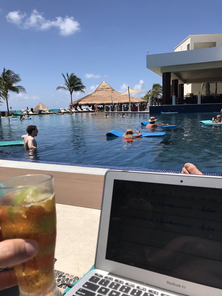 BobRuffTruth's tweet photo. OK, so this isn't the WORST place I've ever edited a podcast... @TruthJusticePod @IAMTHESTORMPOD https://t.co/aJyeEeRaOC