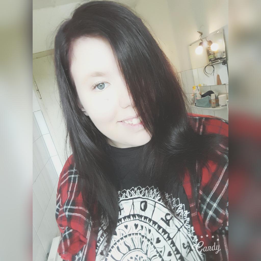 MetalPrincess47's tweet photo. 🎶🎵Be on the same page where daggers are mistakes🎵🎶 #Imminence #Daggers #Metalcore #Support #Love this band #FanLiebe #Germany #Stuttgart  ❤ https://t.co/WnikMCzx5K