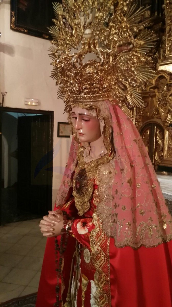 Ya está María Santísima de los Dolores de Hermandad Santo Entierro de Arahal ataviada para celebrar el solemne triduo en honor a San Roque