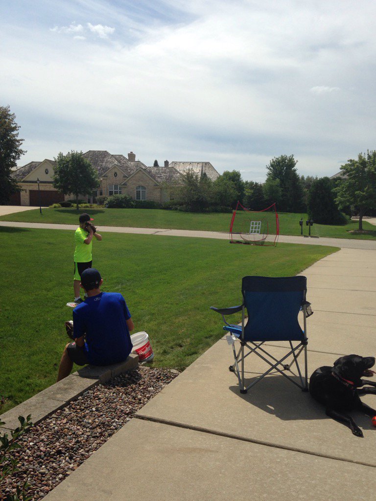 Channeling their inner Axford. Remember ? <a href="/JohnAxford/">John Axford</a>