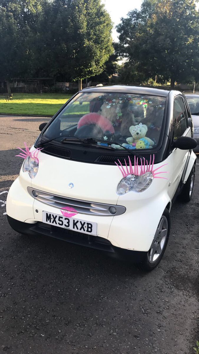 ciaramolyneuxx's tweet photo. my Nana's car that she actual cuts about in :) can we take a minute .. I cannot deal 😂😂😂😂😂😂 https://t.co/VEf1zmsNHN