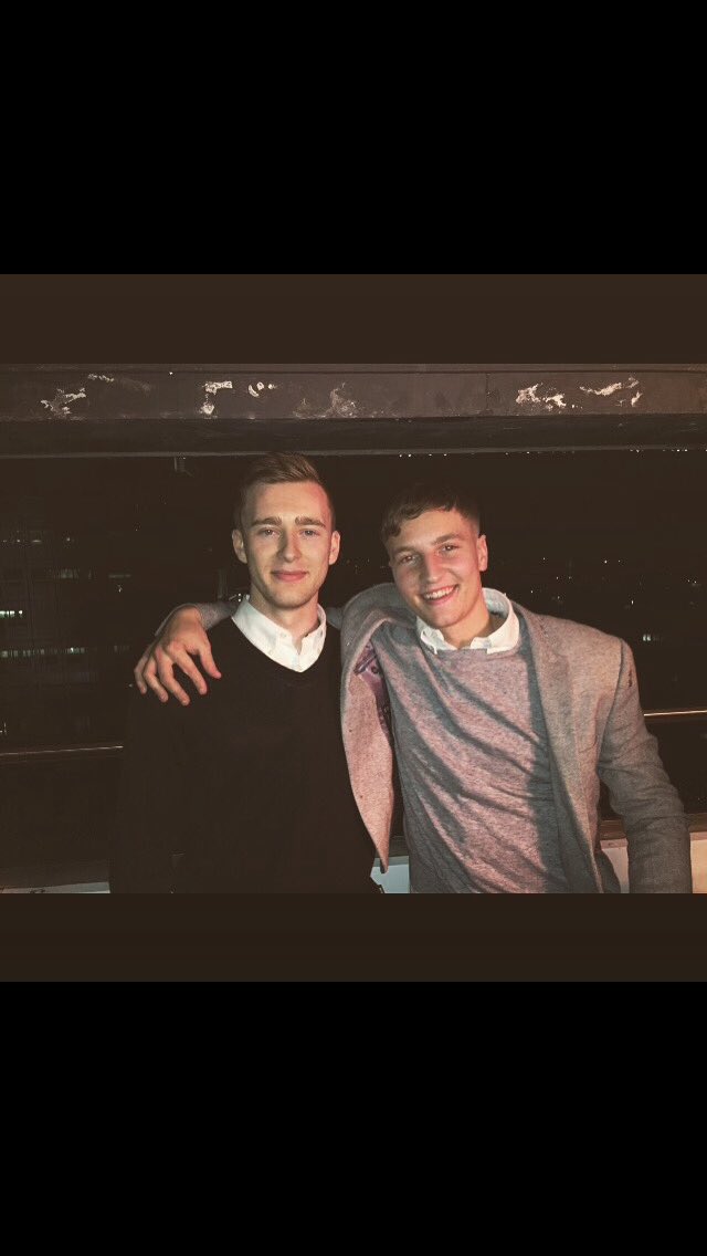 Harry__Saxon's tweet photo. @JoeAllen_1 Happy Birthday my mate, hope you have a belter and always honk if you demand satisfaction xxx ly https://t.co/qktB7GS2xx