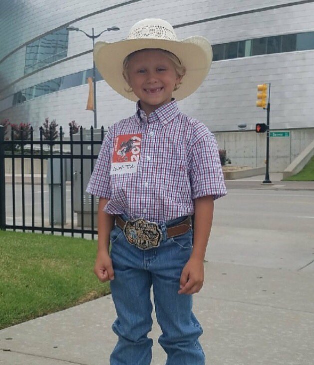 Cutter Yates ready for <a href="/PBR/">PBR</a> action #pbrtulsa @Resistolhats also tune in to #pbrlive