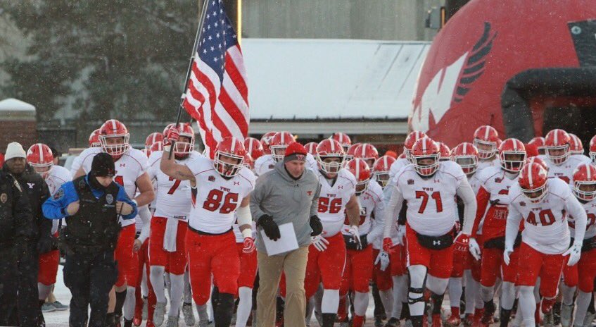 mason_bernhardt's tweet photo. Extremely excited to receive an offer from Youngstown State University!! #GoGuins 🐧 https://t.co/cU2VI8zoN9