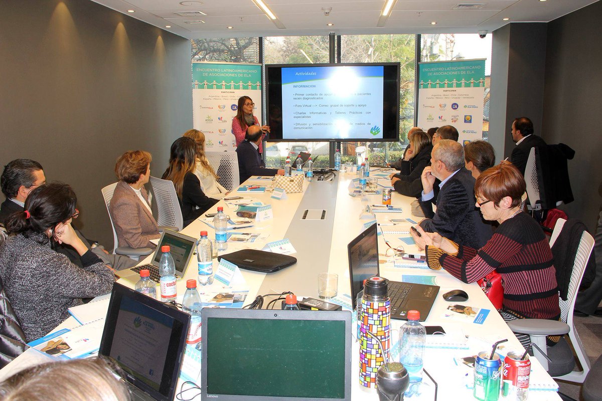 unelatam's tweet photo. Encuentro Latinoamericano de Asociaciones de ELA en Santiago de Chile. Allí se funda #UNELA - Unión de Asociaciones de ELA en Latinoamérica. https://t.co/RpKvAWd864