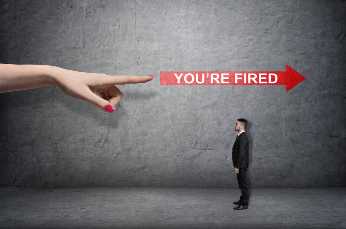 His voice deceive you. To Fire someone. Be Fired. Ты Стоковая картинка. Firing someone.