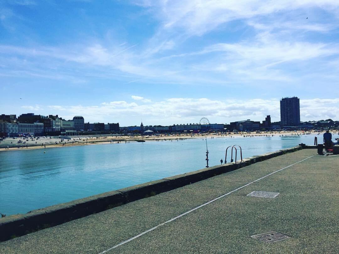 leianne_ML's tweet photo. Lovely family day at the Harbour Arm 😍 #margate #lovinglife https://t.co/EgHZmHkT1l
