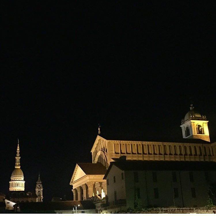 Igers_novara's tweet image. ___________________________________

#Novara by night

Grazie @alicepandolfi1986 per aver condiviso questa stupend… ift.tt/2uA4cP8