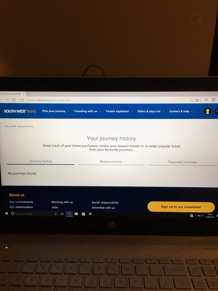 GraemeSymon's tweet photo. @SW_Trains I've done almost a month on your smart card. No history + hardly works. Best advice to just use the good old ticket office?! https://t.co/1okYtHzjL7
