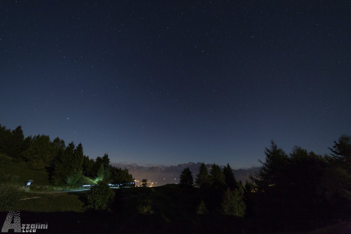 Magnifico cielo dal Nevegal 12-8-17 <a href="/LaCaseraNevegal/">sBronza</a> <a href="/alpedelnevegal/">Alpe del Nevegal</a> <a href="/AdorableBelluno/">Adorable Belluno</a>