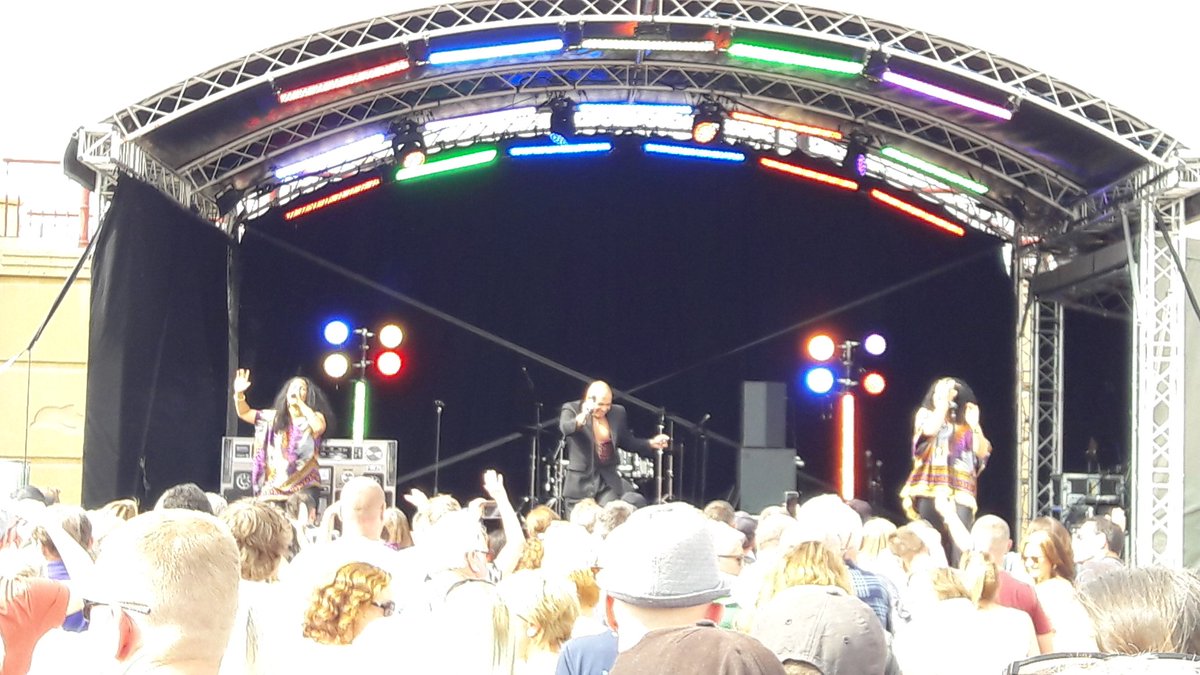 TheresaCurran1's tweet photo. Fantastic time at #Rhyl #EventsArena today at the FREE 70s/80s Event . Saw Odyssey, The Christians and Dr & The Medics. All brilliant. https://t.co/NEB4z0ztTF