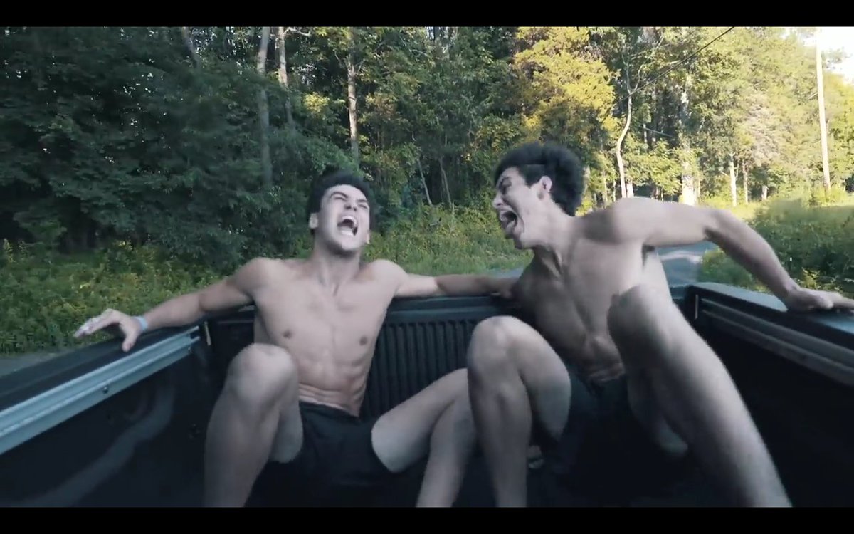 Merrelldolan2's tweet image. My #ChoiceMaleWebStar for #teenchoice is the @dolantwins #DolanTwins love em' lol