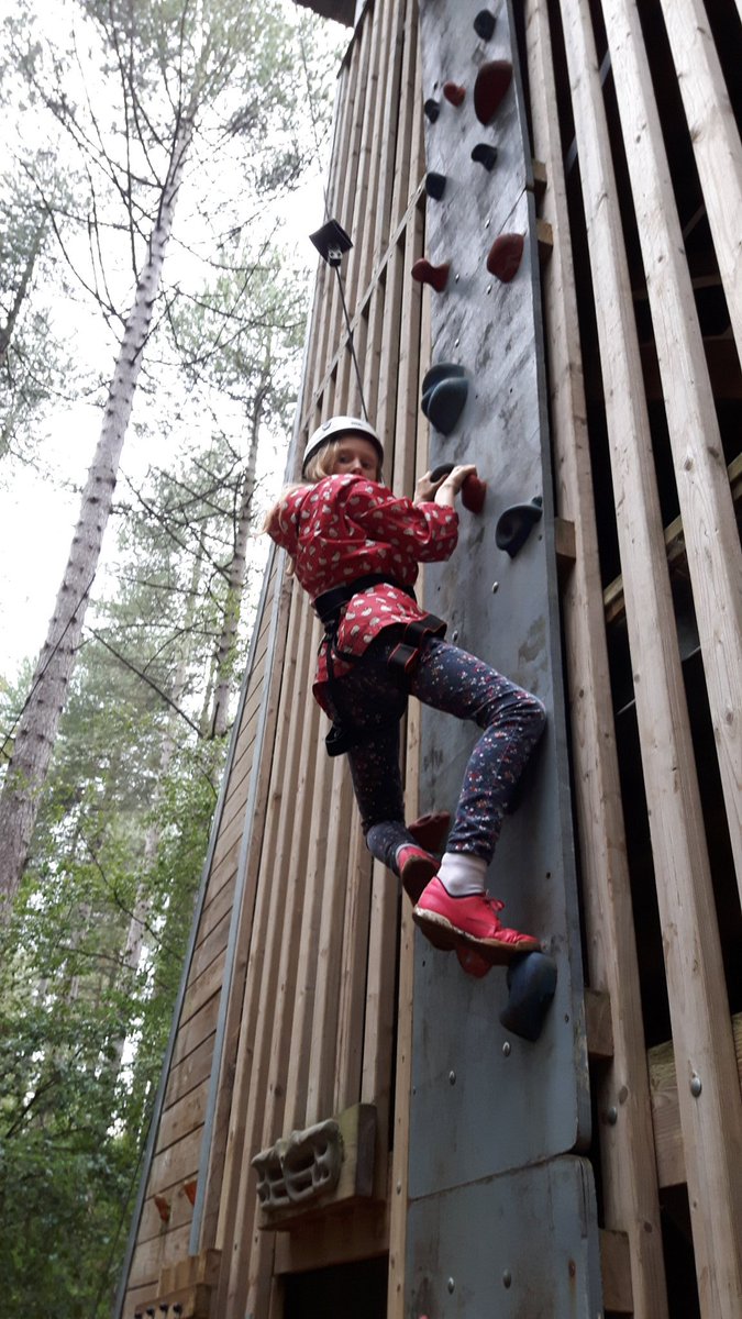 Meetupcommunity's tweet image. Fun day at Thorpe Woodlands Thetford where our YP got to try lots of new outdoor activities. #braveyoungpeople @BigLotteryFund@CharityTBF 💜💖