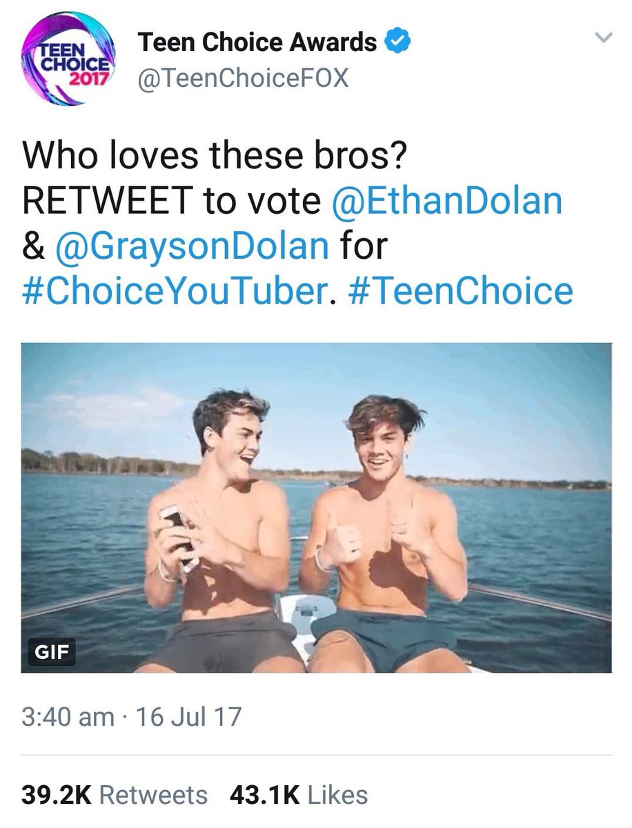 encoredolan's tweet photo. the votes are obviously rigged, @EthanDolan and @GraysonDolan deserved that award #Teenchoice #ChoiceYoutuber #DolanTwins https://t.co/XoX43j5ovW