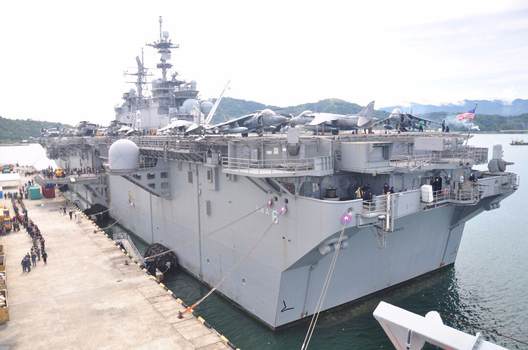 USS America arriving KK Naval Base. An awesome sight. Enhancing military diplomacy &amp; contributing to military tourism in Sabah.
#Sabah