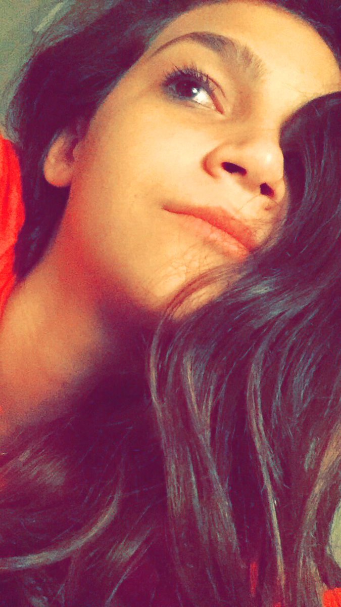 marinaagarciap's tweet photo. bem atrasadinha mas tamo aΓ #5HsAngels https://t.co/4grKja0Z4x
