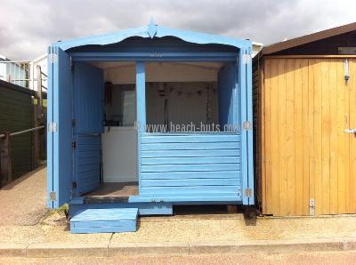 BeachHutsCom's tweet photo. UPDATE #HIRE MORE>https://t.co/KdWju7Vl1j #BeachHut #LowWall #Dogfriendly #FrintononSea https://t.co/NasTOaznmi