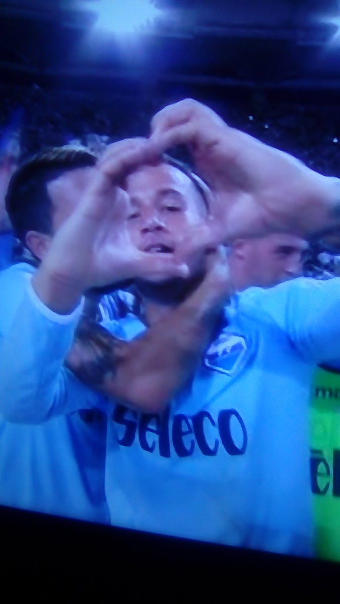 SandraDattilo's tweet photo. @Murgia il re di cuori! 💙 👏 https://t.co/T0I4tDsHWc