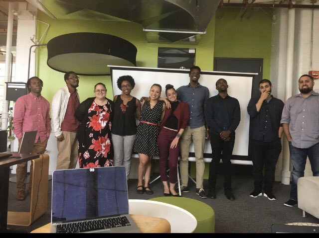 heriberto_codes's tweet photo. Lit 🔥@TheKnowledgeHou crew after a long week of kicking butt. #code #bronxtech https://t.co/VS4HCbGEFh