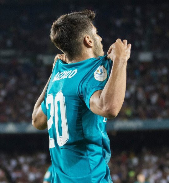 تبونها بتفصيخ ولا بدون