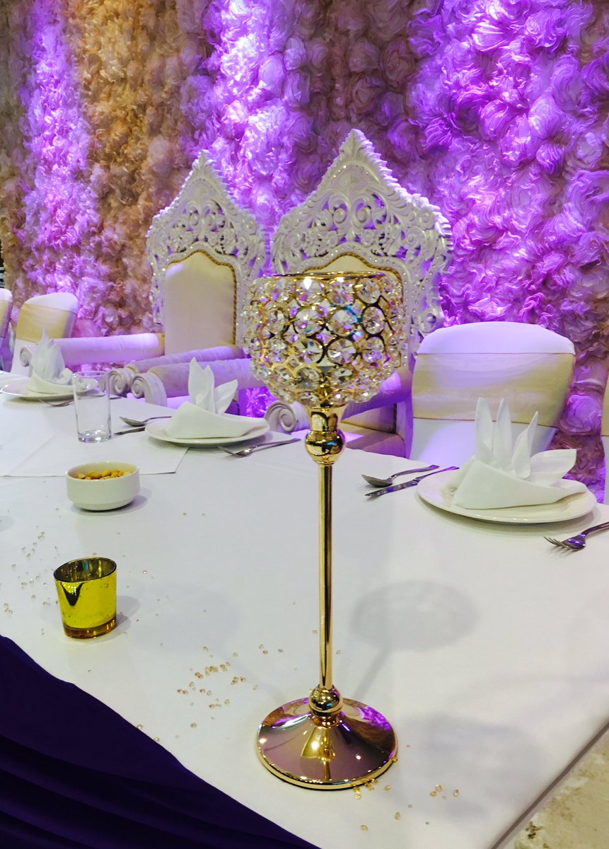 MidlandMandaps's tweet photo. @NottsBelfryQ many congrats to Amandeep #Wedding #Flowerwallbackdrop https://t.co/KH8SvsRY1Z
