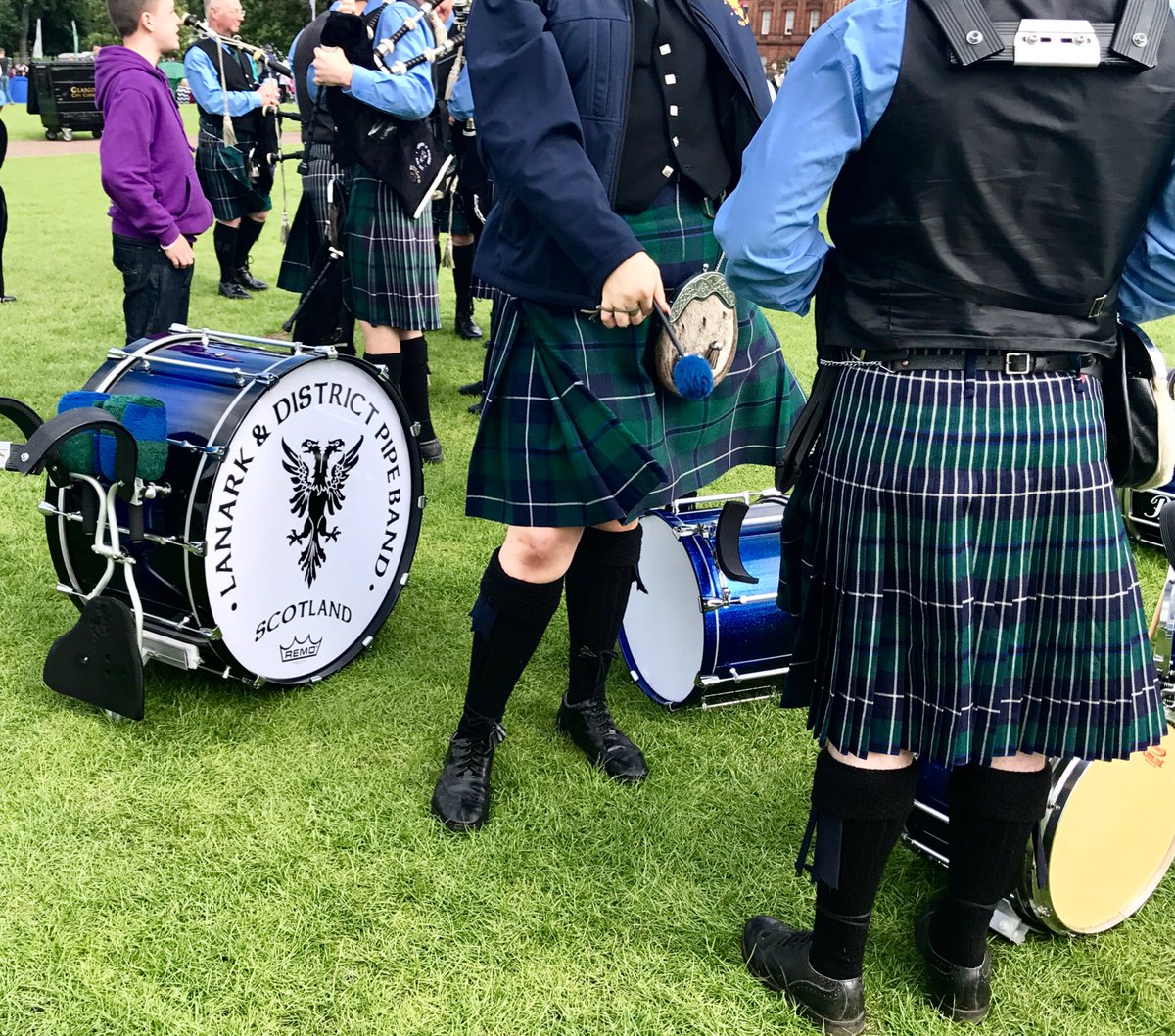 whiskyandtartan's tweet photo. The @GlasgowWorlds yesterday with @LanarkPipeBand #wpbc2017 #bagpipes #pipeband https://t.co/NqbisJOit3