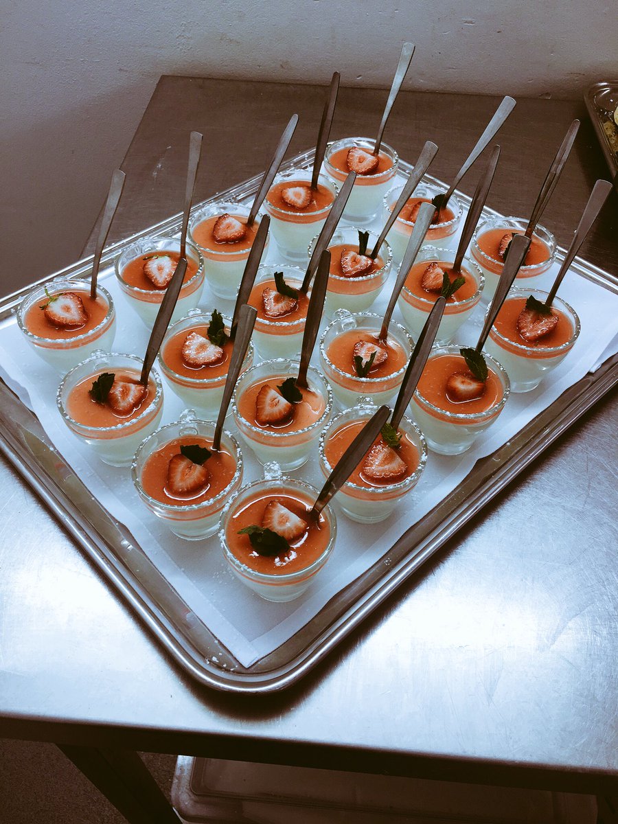 Chefjack8's tweet photo. @landoffacts @CakeGroup @AfternoonTeaUK new afternoon teas Ideas!!!!🙏🏽..comment for any other ideas you guys might have?.😊 https://t.co/YINSv8smvp