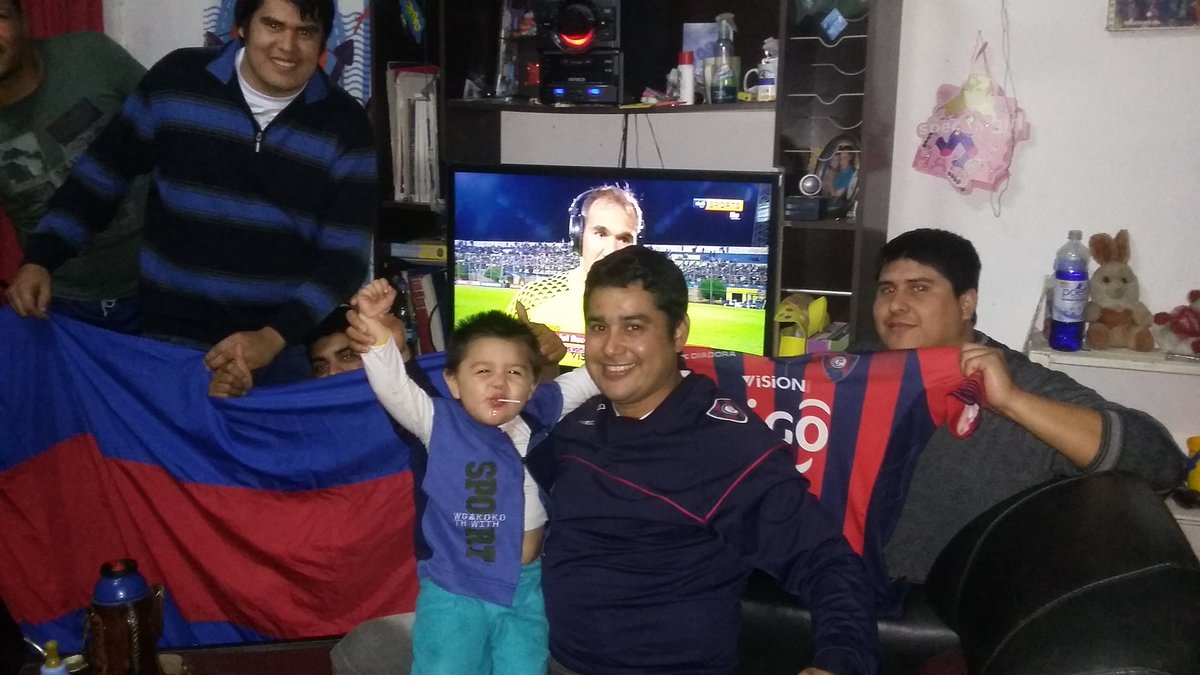FernandoMax83's tweet photo. #futbolerosxts .un saludo de nuevo desde piquete cue. Esperando ancioso el partido de mañana https://t.co/l1o19V64V2