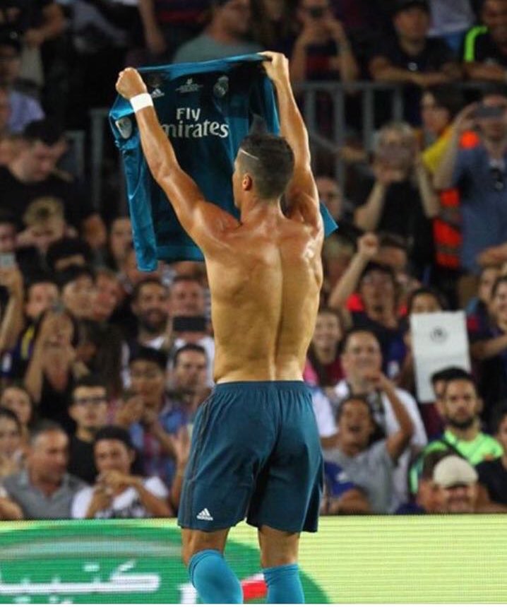 suzycorintiana0's tweet photo. Mozão ❤❤ @Cristiano #CR7 #ReiDoMundo ⚽🏆 https://t.co/VfdYN6bRta