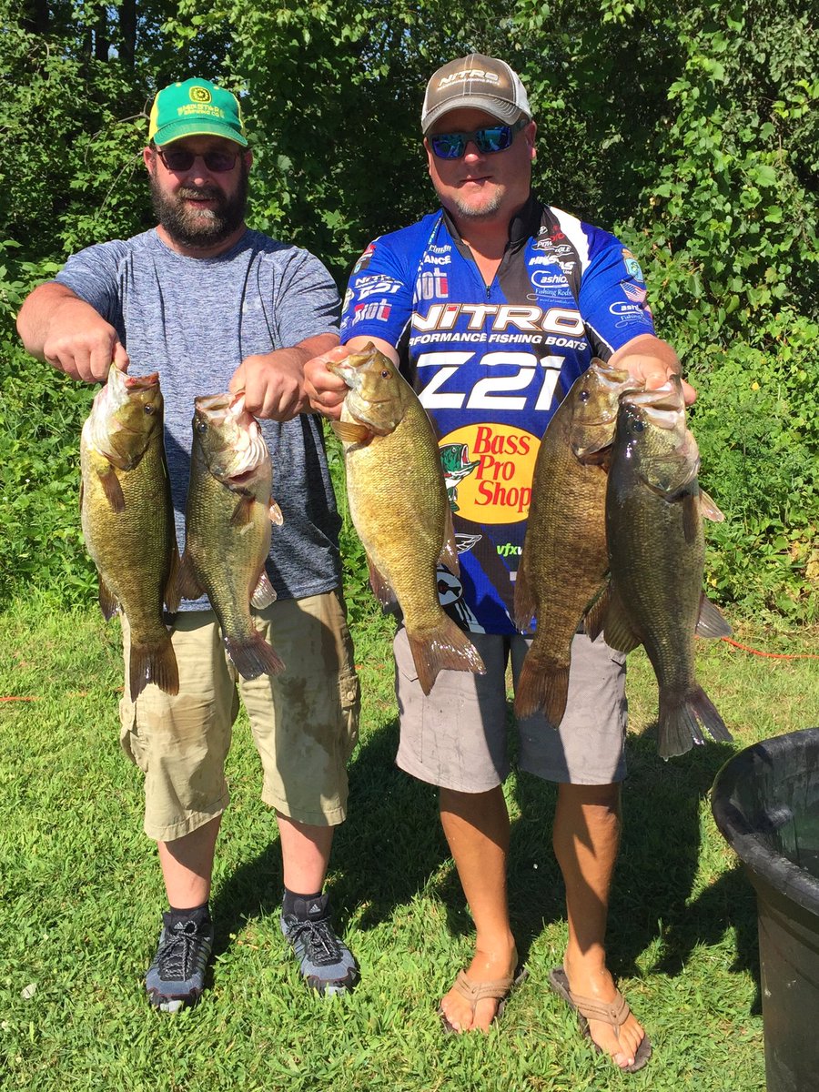 We raised $2k with <a href="/cbsofvermont/">ChamplainBass Series</a> Charity Raffle for #purpleheartsreunited! Now I call that a good day. #jamiehartman #basselite #fishing