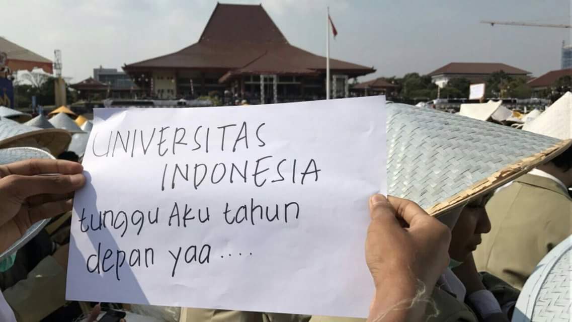 twitter.com/yeahmahasiswa