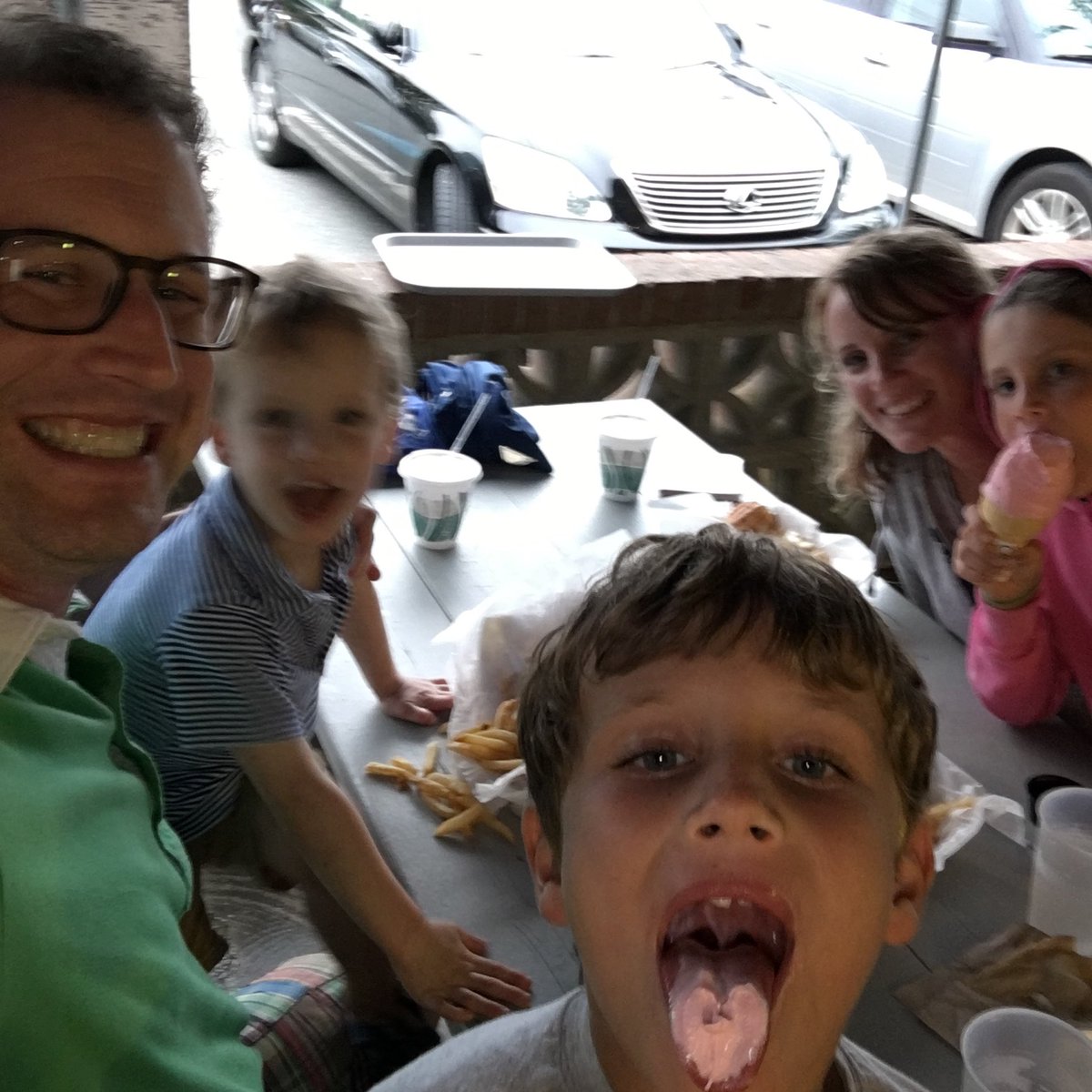 SomersPrincipal's tweet photo. Second night in a row @KNKChatham. #sogood https://t.co/yD8ZlY5k1E