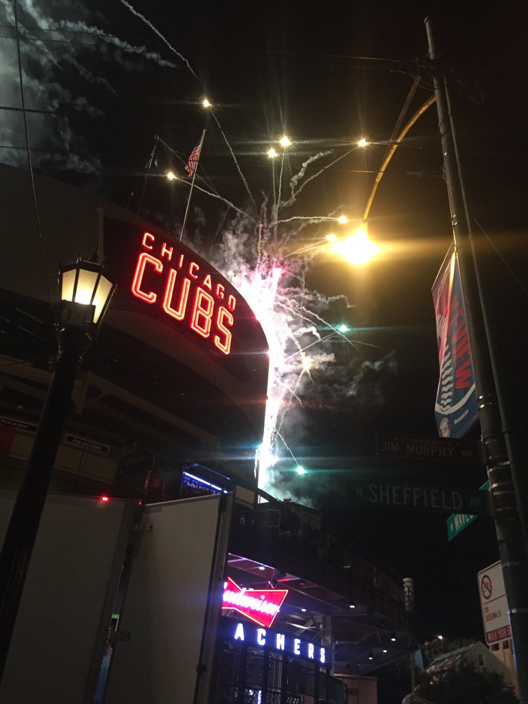 MelHughes1's tweet photo. Last at wrigley!! Best concert I never saw. #fgl #BackstreetBoys #Nelly #wrigely https://t.co/rigS5vKT4I
