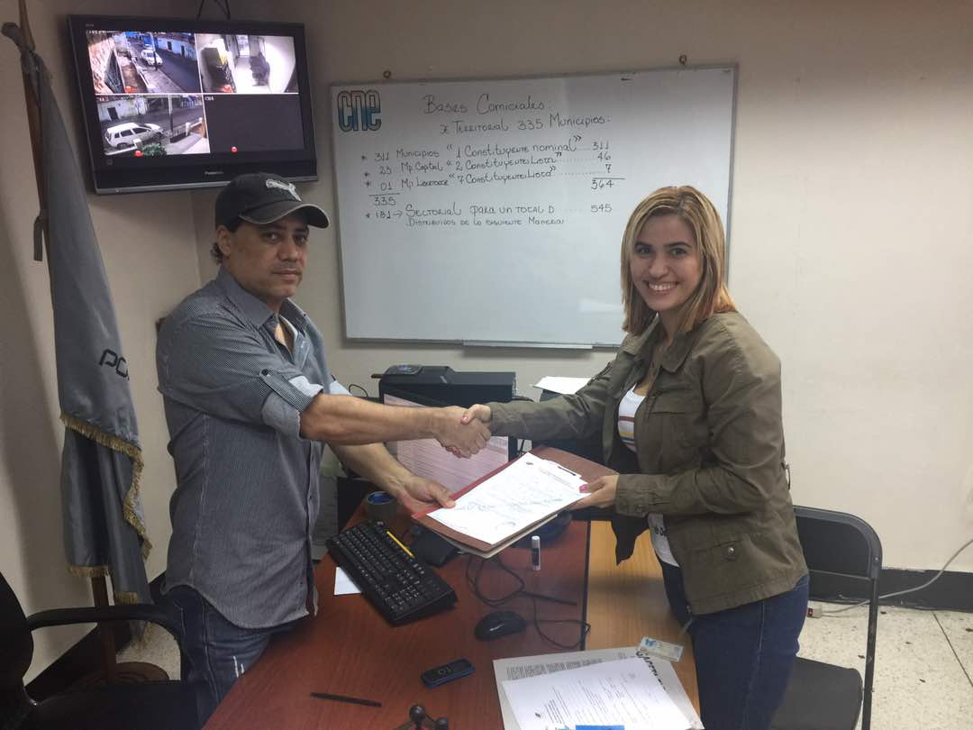 DdtGuarico's tweet photo. HOY 13 DE AGOSTO OFICIALMENTE INSCRITA @elhinnaoui @RodriguezT4F #DesafioDeTodos https://t.co/oGdRbLF2Jy
