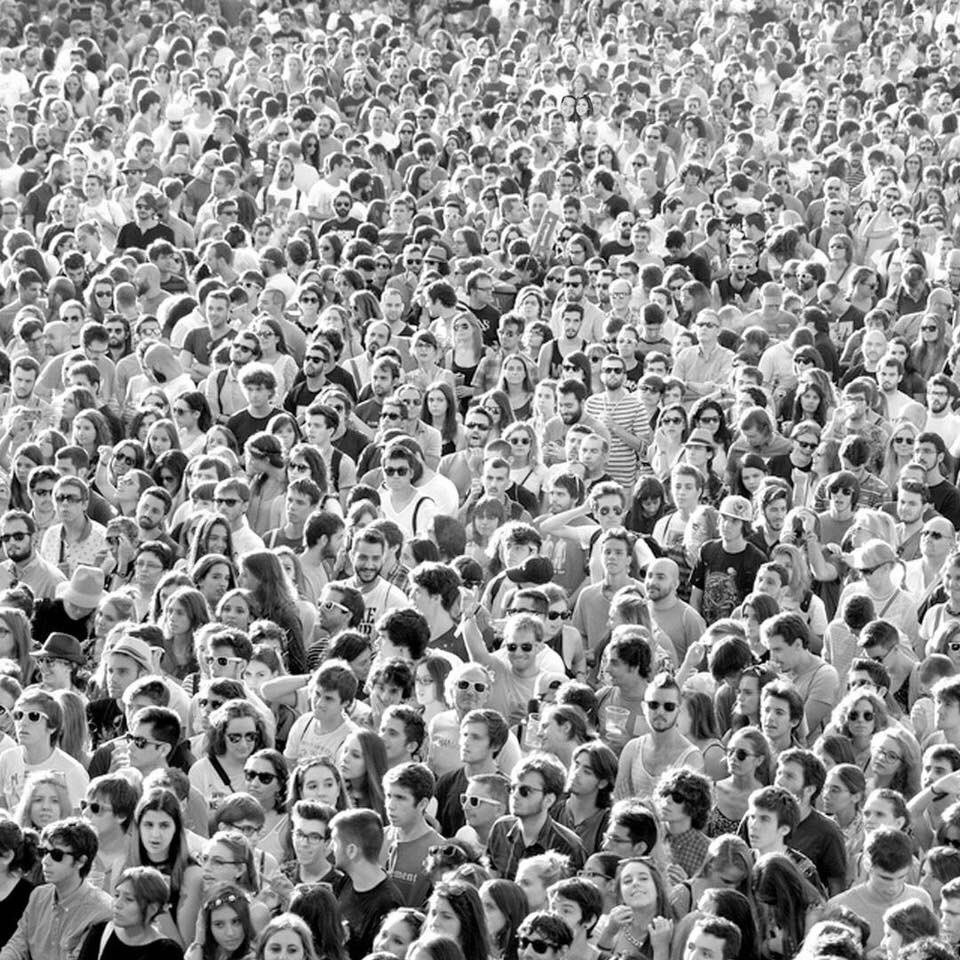 rodmagaru's tweet image. Retweet if you found Sarah and John Lloyd. (No screenshot pls!)